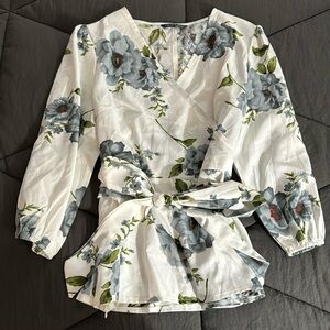 BNWOT Shein 3/4 Length Sleeve Floral Top
